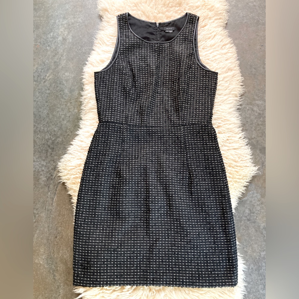 Theory tank dress black & white with leather trim. Size 4. Excellent condition.